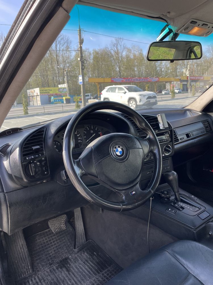 BMW 318i Aкпп