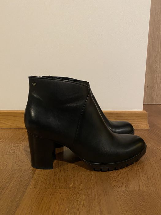 Skórzane czarne botki Wojas 40
