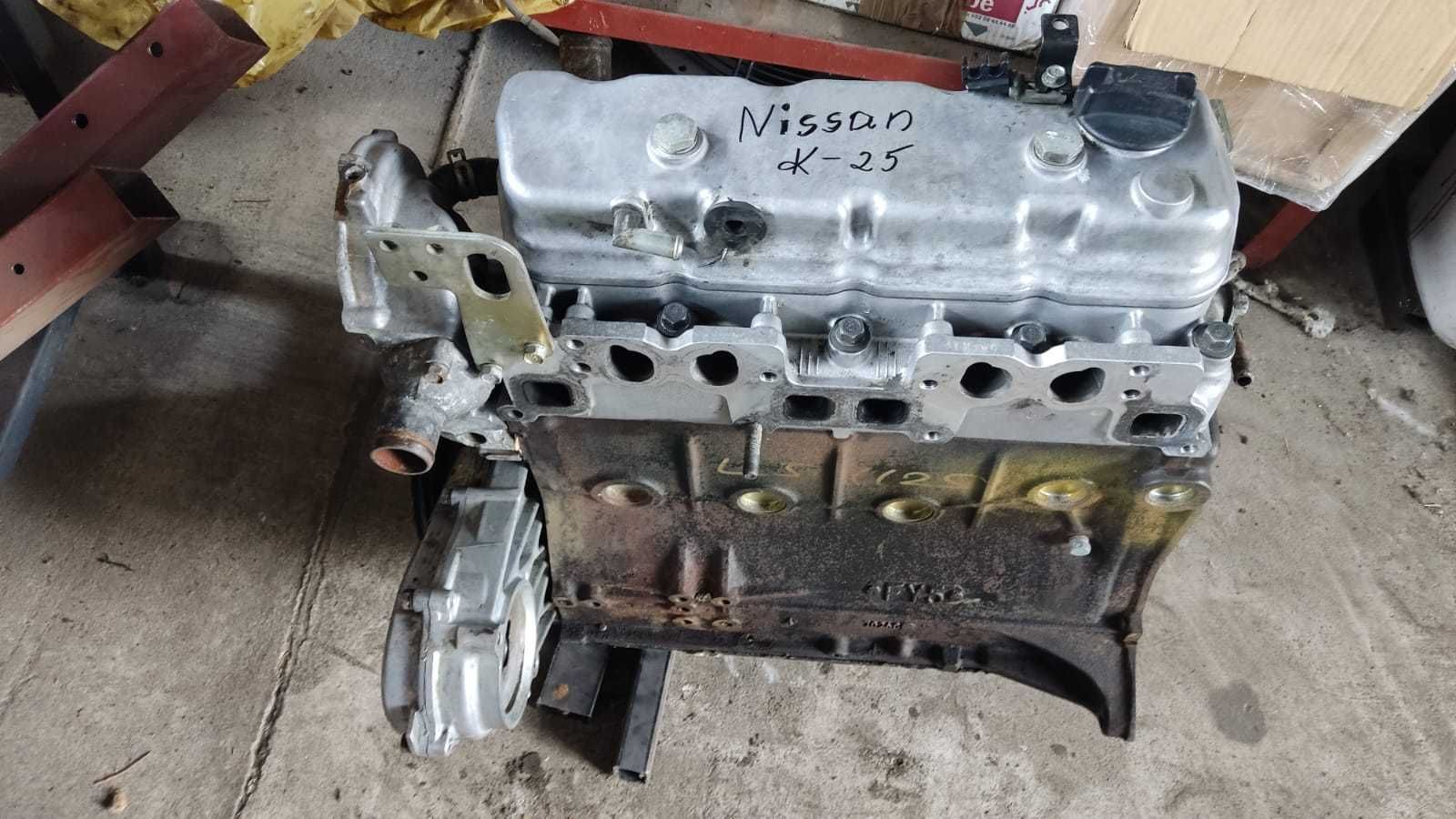 Wózek widłowy- silnik Nissan K25