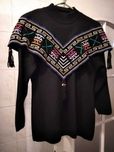 Sweter , czarny , półgolf , haft
