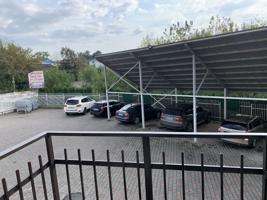 2к квартира подобово .Кіцмань.центр.