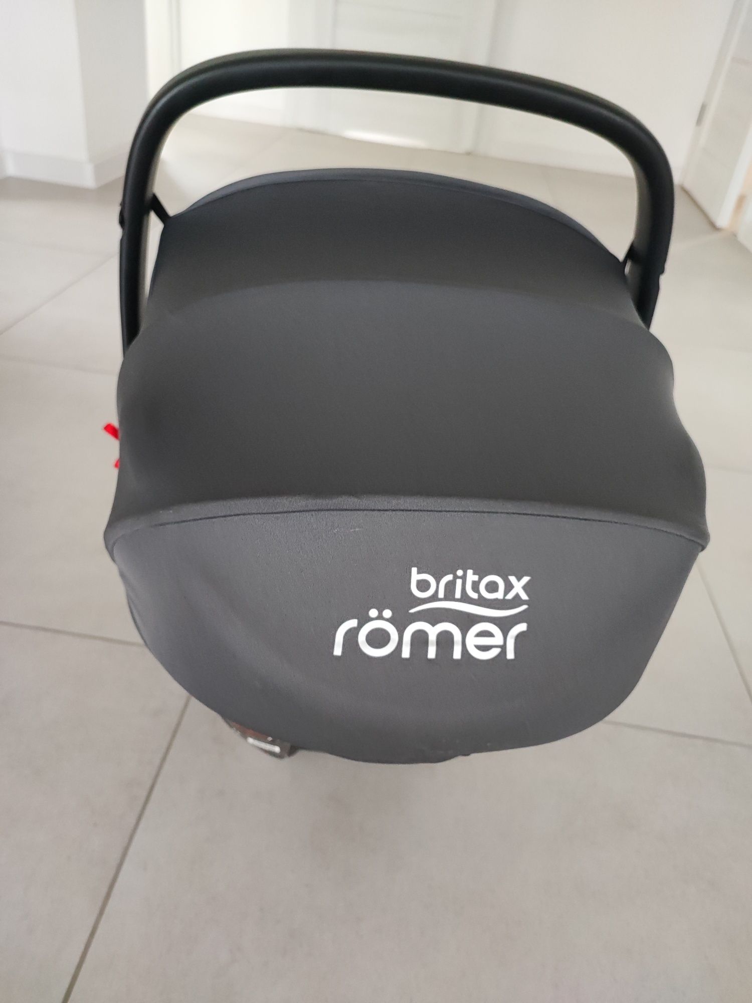 Fotelik samochodowy Britax Romer Baby Safe 3 i-size 0-13kg