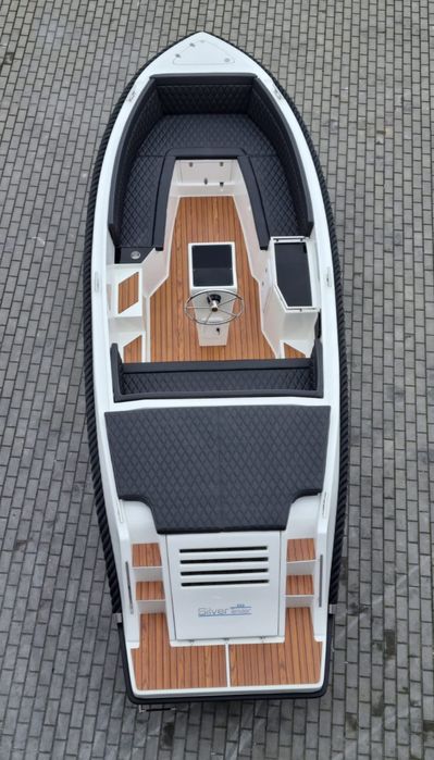 Łódka silver 655 tender