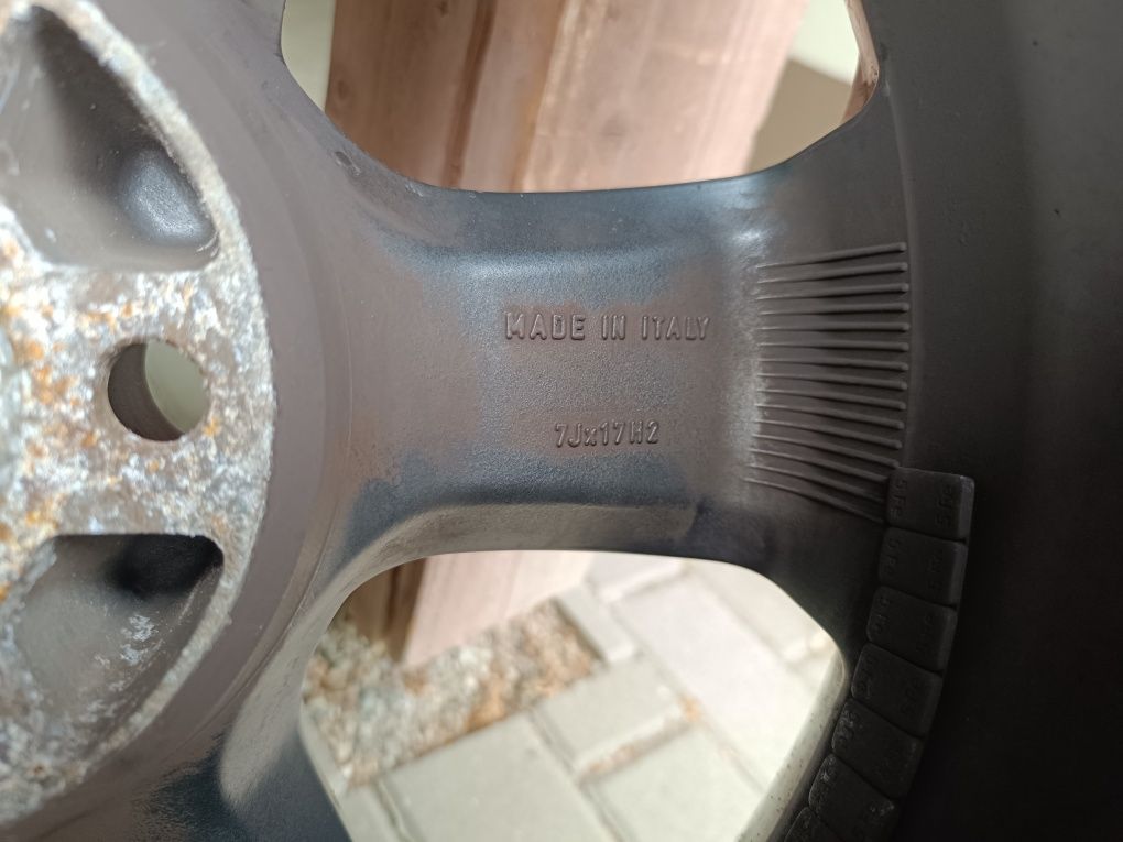Koła felgi 17" trafic Vivaro 5x114.3 215.60r17C irmscher