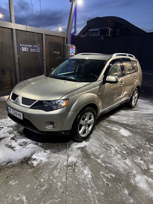 Mitsubishi Outlander XL 2008