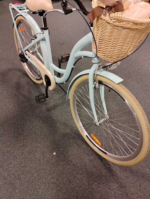 Damski Rower miejski Goetze z koszykiem