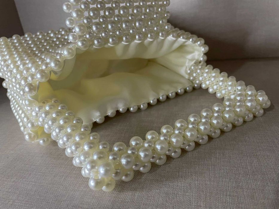 Mala Elegante de Perolas