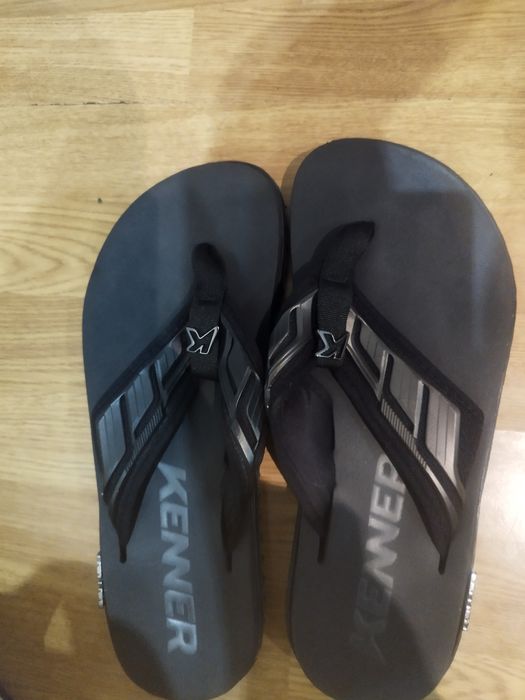 vendo kener tamanho 44/45