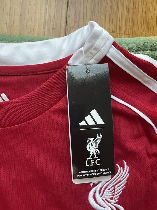 Camisola Liverpool principal 25/26