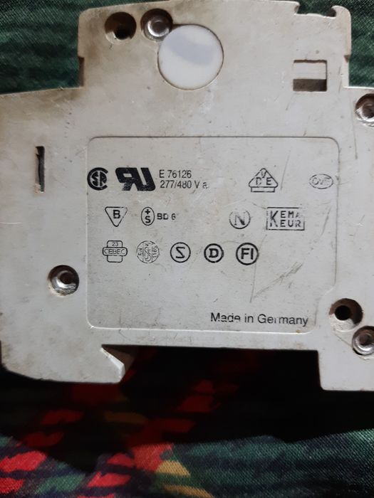 Автомат защиты Эл сети