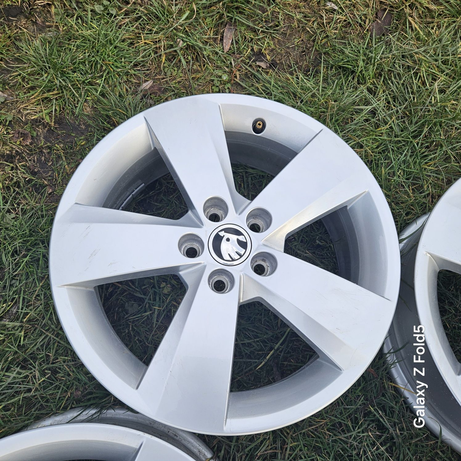 Alufelgi 16 Skoda Fabia IV Scala Kamiq VW Polo Seat Ibiza 5x100 ET35