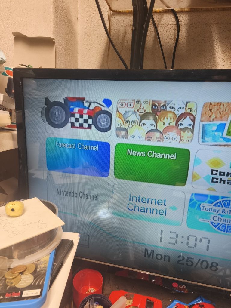 Nintendo Wii com 2 jogos