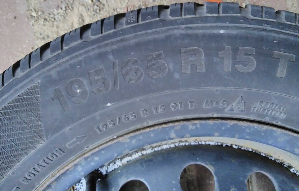Felgi stalowe koła zimowe opony 195/65 R15 kia venga hyundai ix20