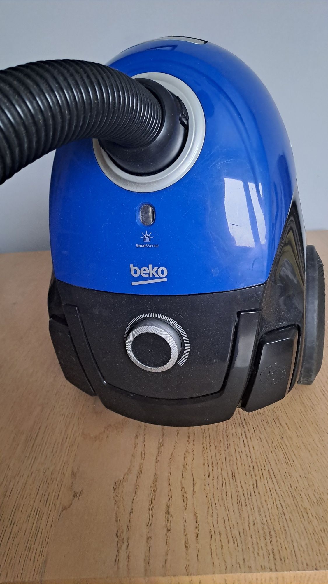 Odkurzacz Beko VCC34803AD 800W