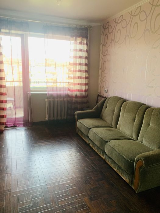 Сдам 2кв.бул.Вечерний ( Метро)