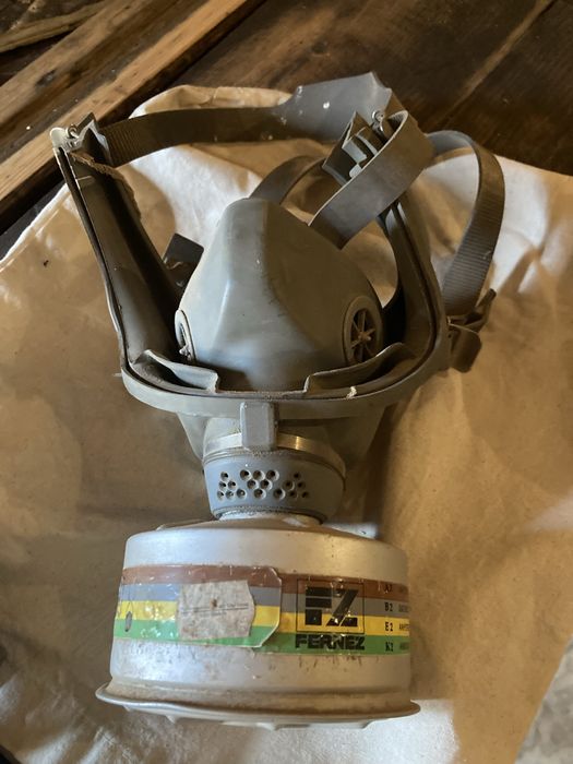 Mascara de gas/ pintura da marca Kemira Safety