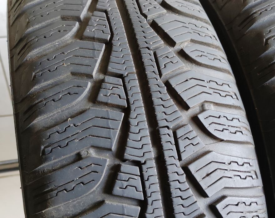2x 185/65R15 Uniroyal MS Plus 77 88T 6,06mm