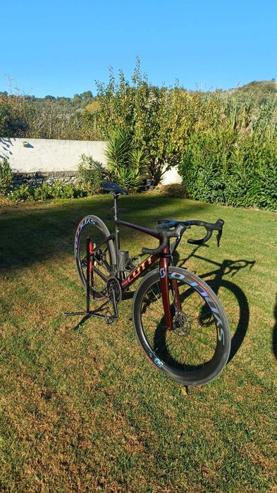 Bicicleta Estrada Scott Addict Modelo 2024 -  Di2- Potenciometro