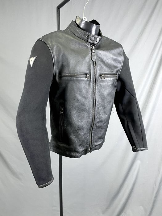 Мотокуртка  Dainese, Alpinestars, Icon Gladiator