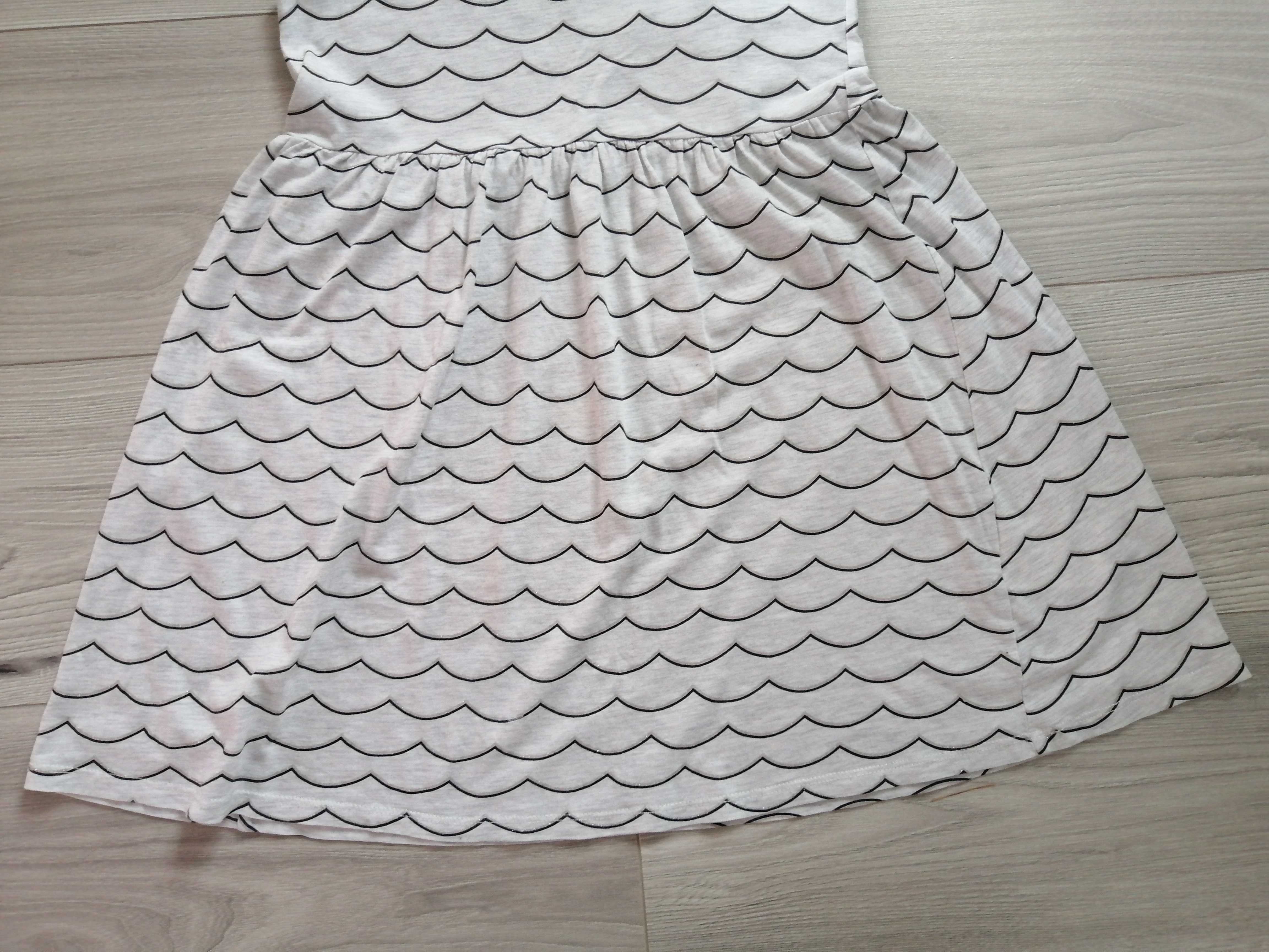 Sukienka z kr. rękawem firmy H&M dla dziewczynki, rozmiar 122/128cm