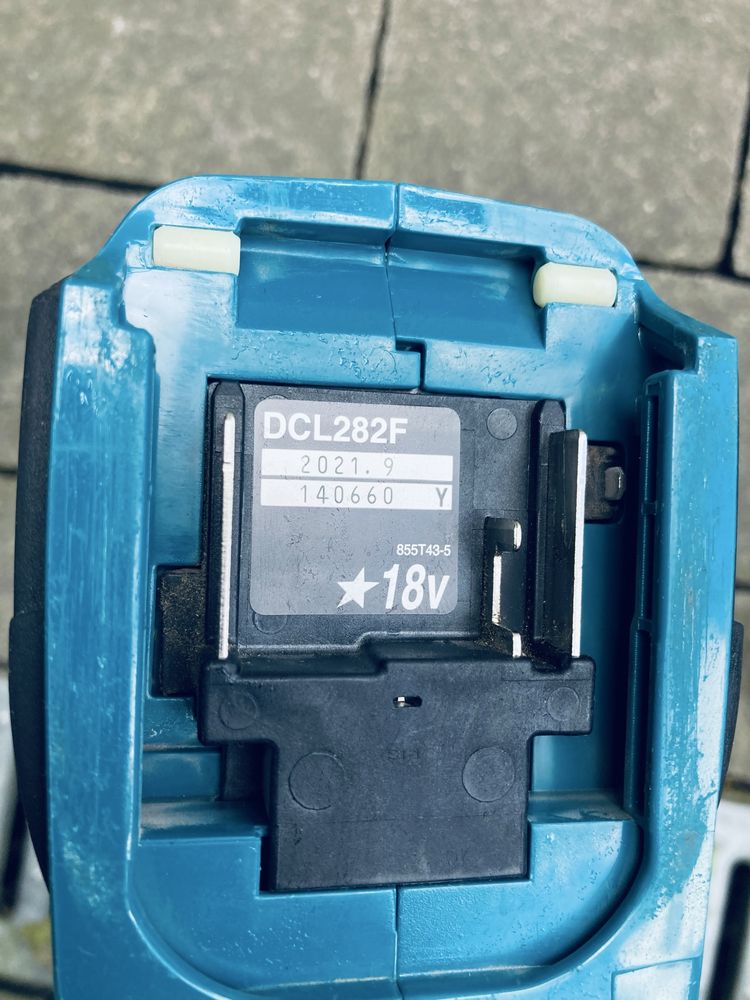 Odkurzacz przenośny MAKITA DCL282F + Ładowarka + Akumulator 5Ah