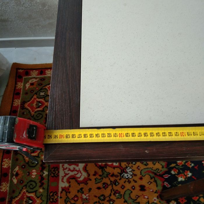 Продам стіл розкладний для їдальні.