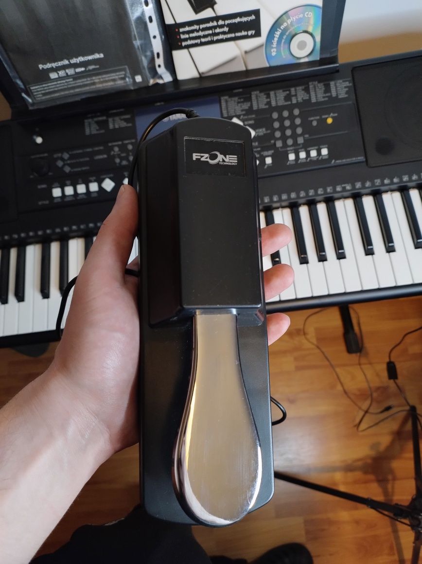 Yamaha PSR-E333 - Klawisze/Keyboard + Pedał sustain