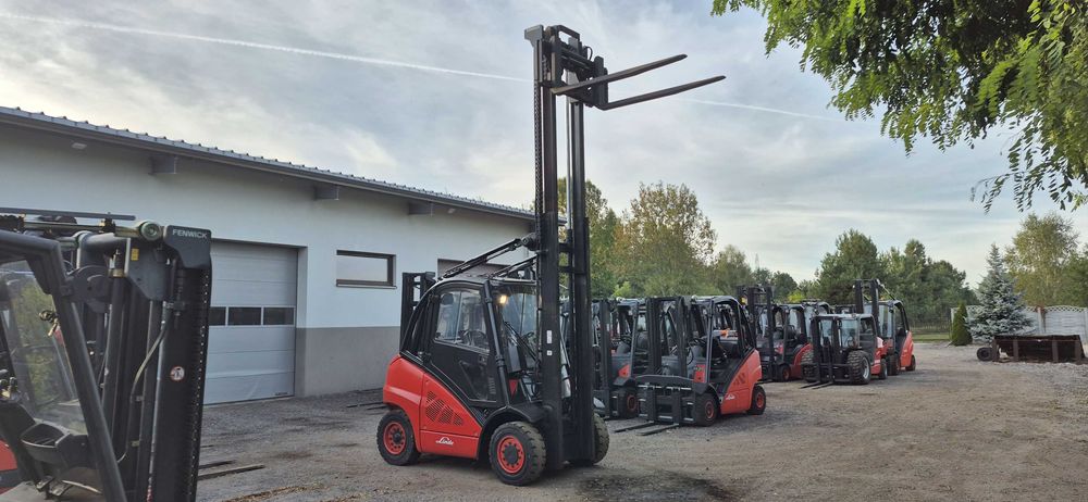 Linde H40D - Diesel - Rok 2015. - 4 sekcje. 9600 mth - Stan BDB.