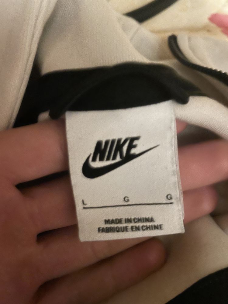 nike tec fleecee