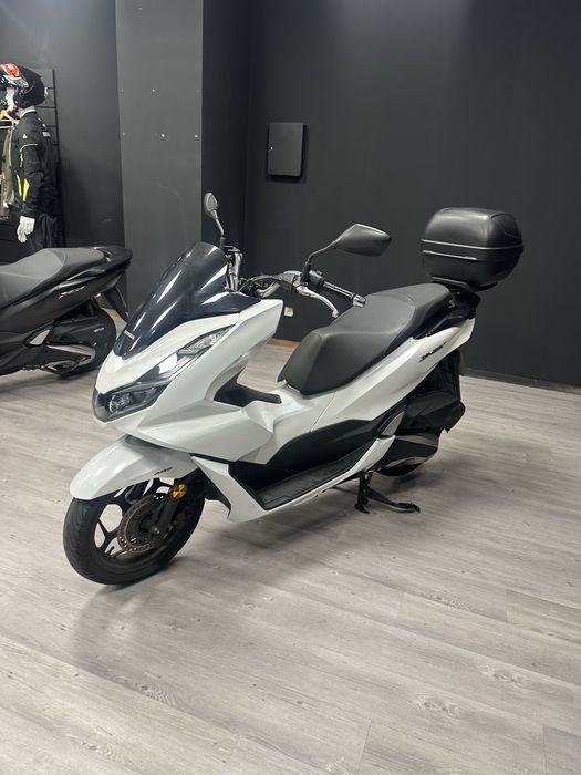 PCX PARA ALUGER - Porto 60€ por semana