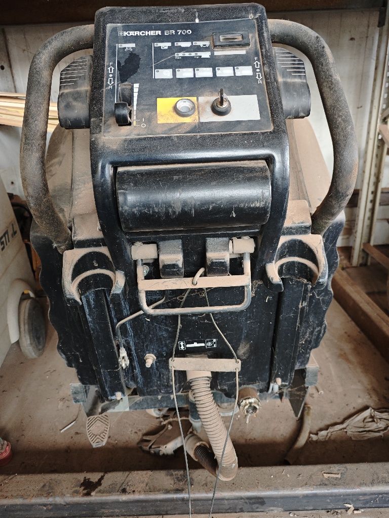 Karcher BR700 szorowarka