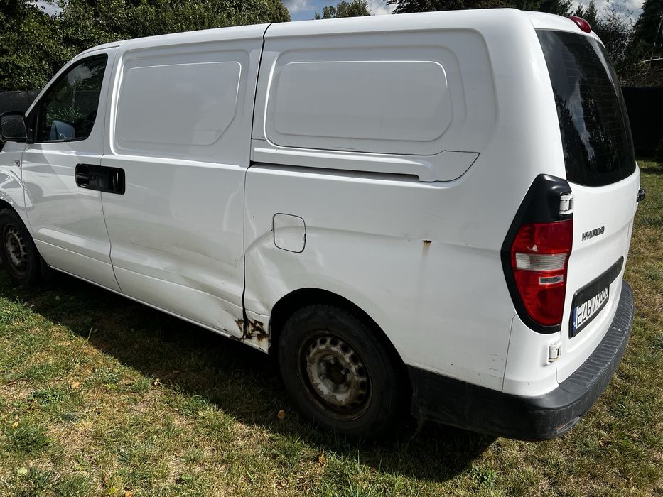 Hyundai H1  2,5 l 170 km