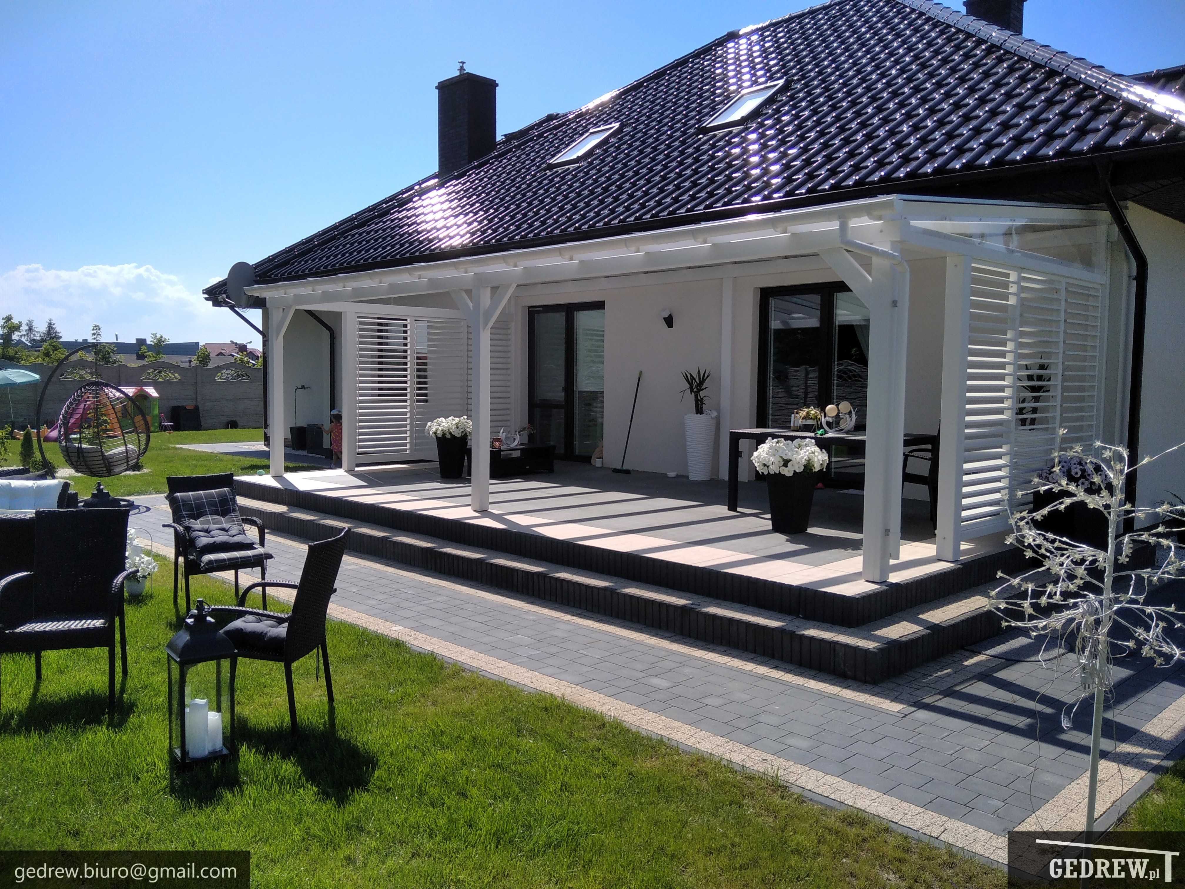 zadaszenie tarasu pergola drewniana altana taras patio zabudowa tarasu