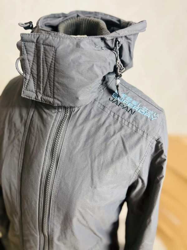 Kurtka Damska Superdry rozmiar. M