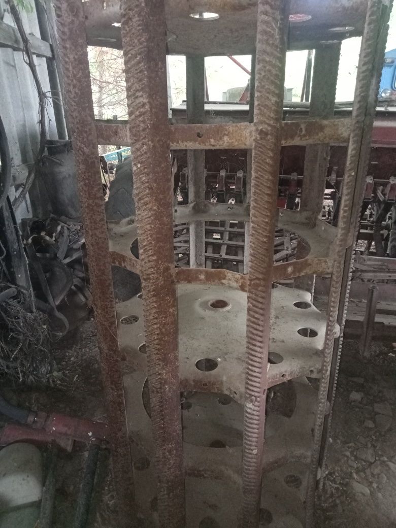 Форштріт є517 комбайн зернозбиральний