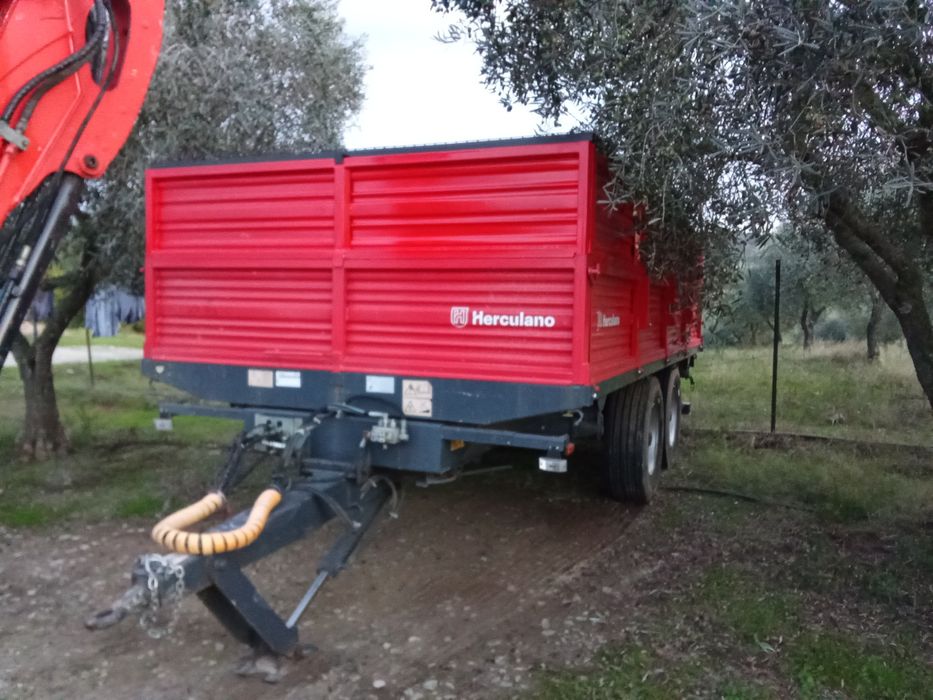 Reboque agrícola de 2 eixos