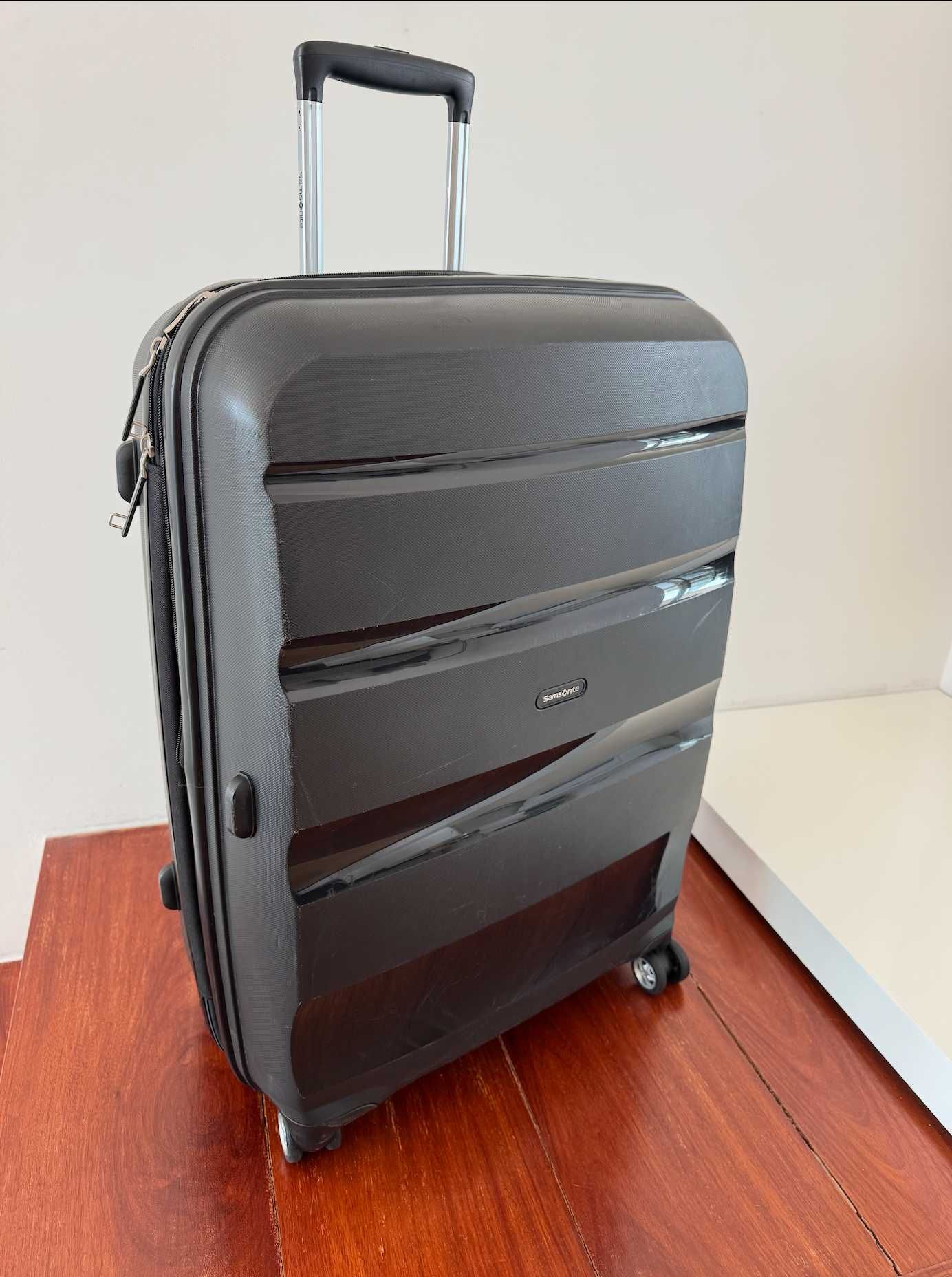 Mala de Viagem Samsonite Spin Air cor Preta - Grande