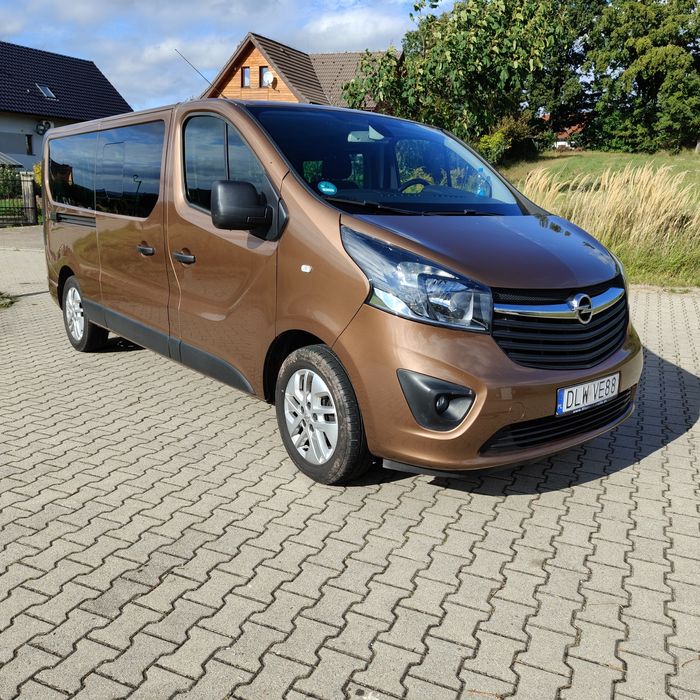Opel Vivaro L2H1 Exklusive,bez wypadku,nawigacja,125KM,2xklimatyzacja