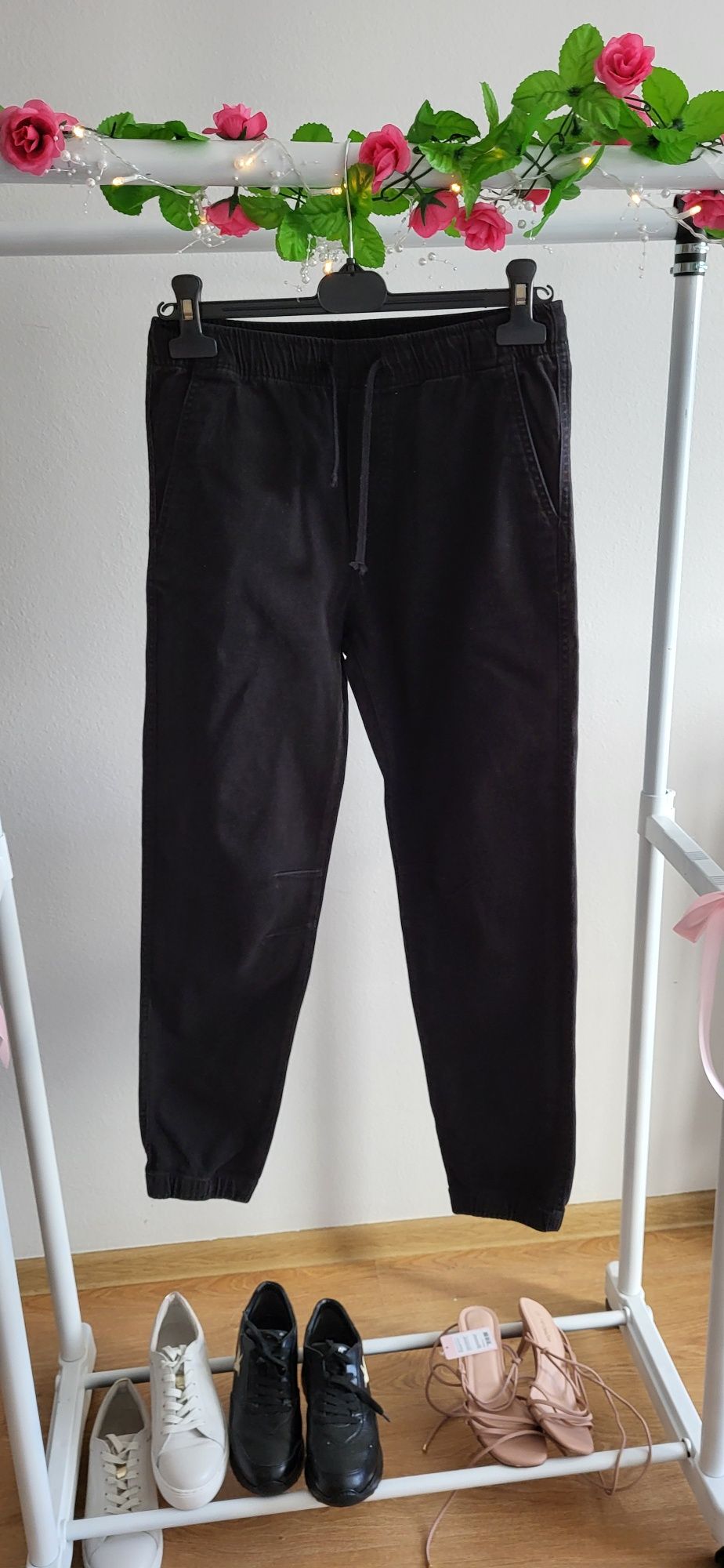 Spodnie jeansy joggery chłopięce H&M 152/158