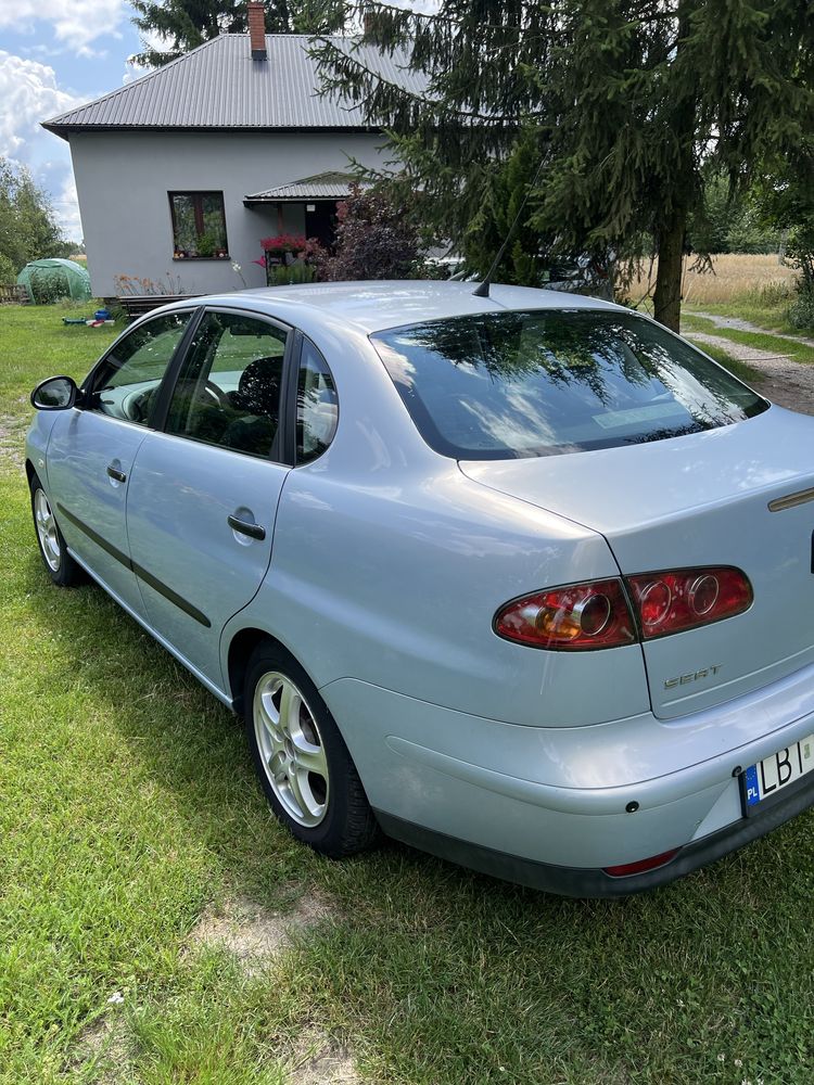 Seat cordoba.