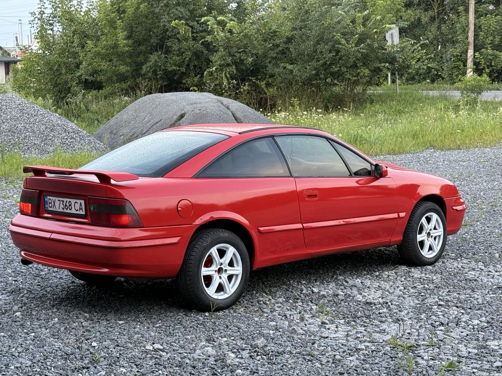Opel Calibra 2.0бензин 1993р