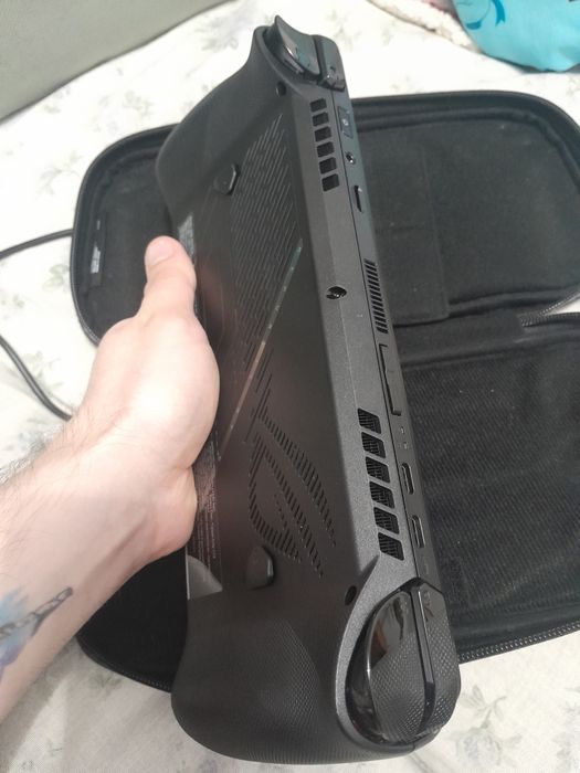 ROG Ally X 1Tb + carregador + bolsa