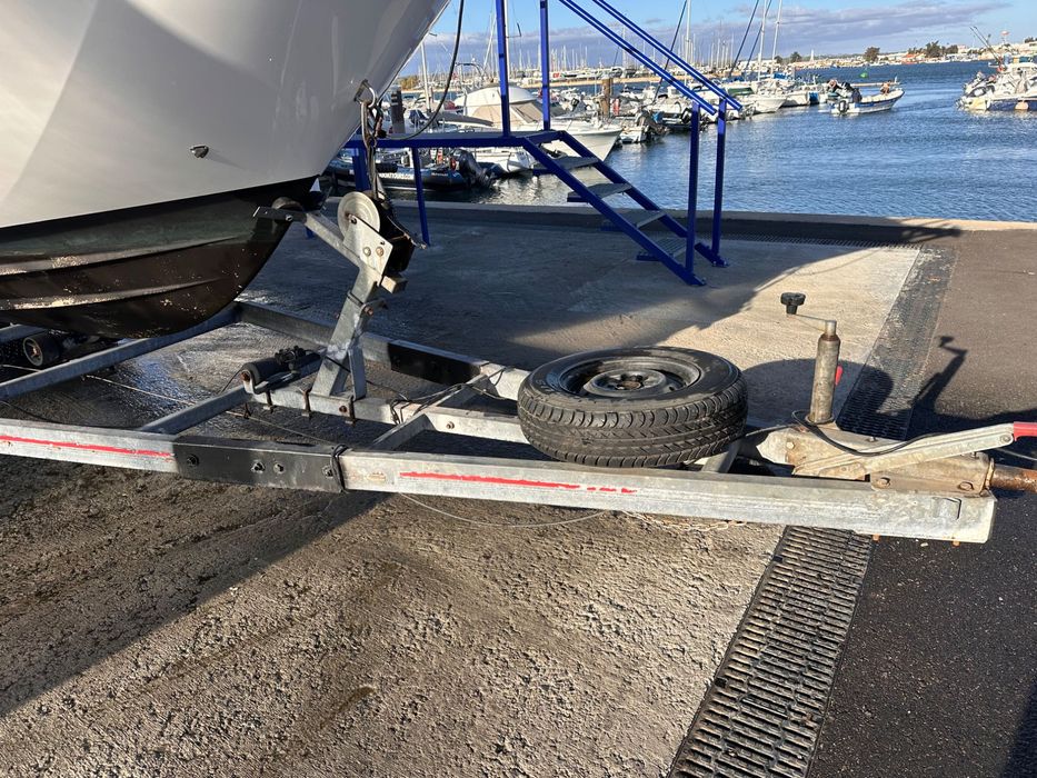 Atrelado para barco SBS Trailers