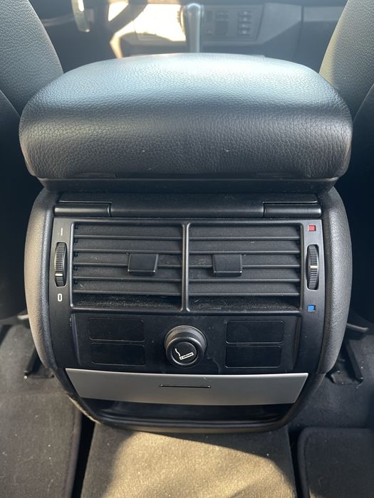 BMW X5 4.4i V8 – Luxo, Potência e Conforto!