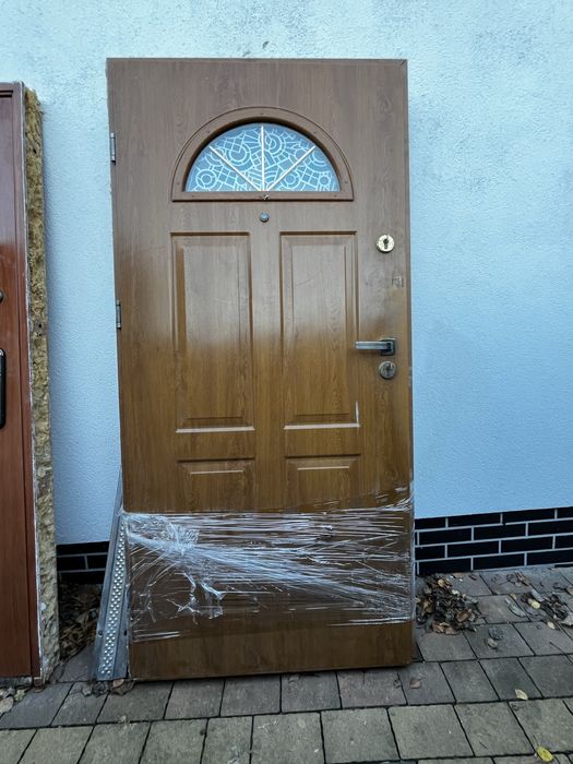 Drzwi  zenetrzne metalowe