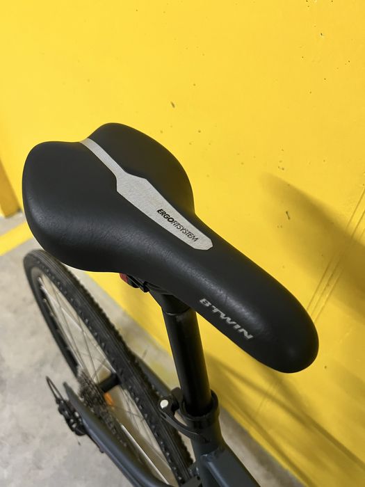 Bicicleta Trekking Riverside 500