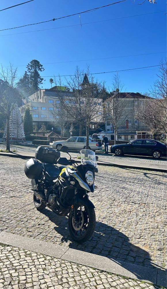 Vendo V Strom 650 cc