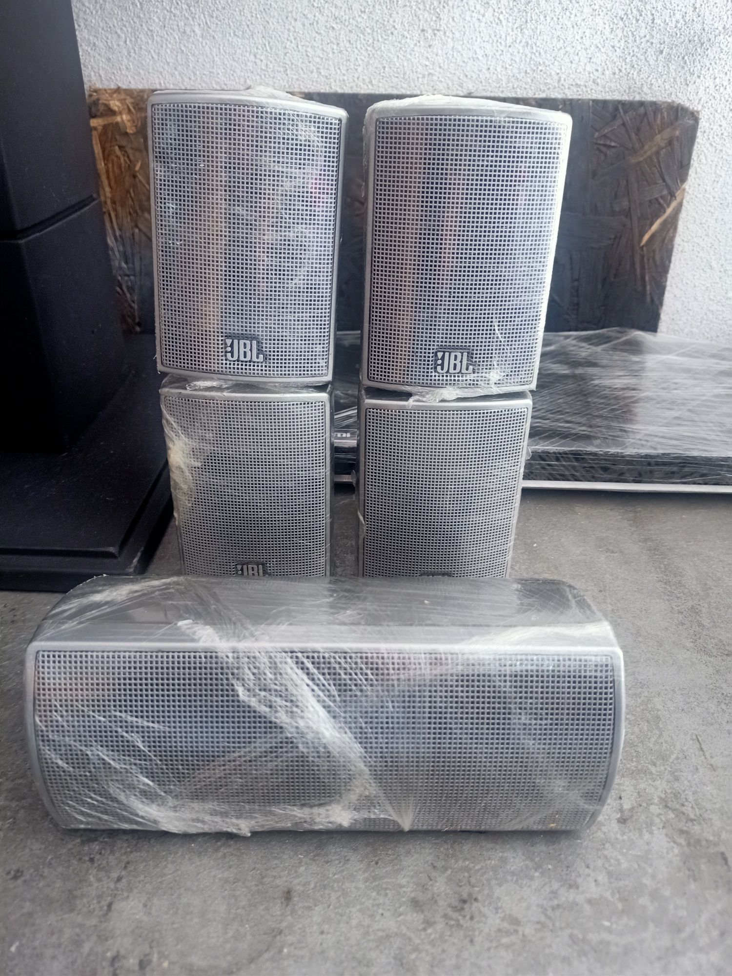 Colunas satélite JBL