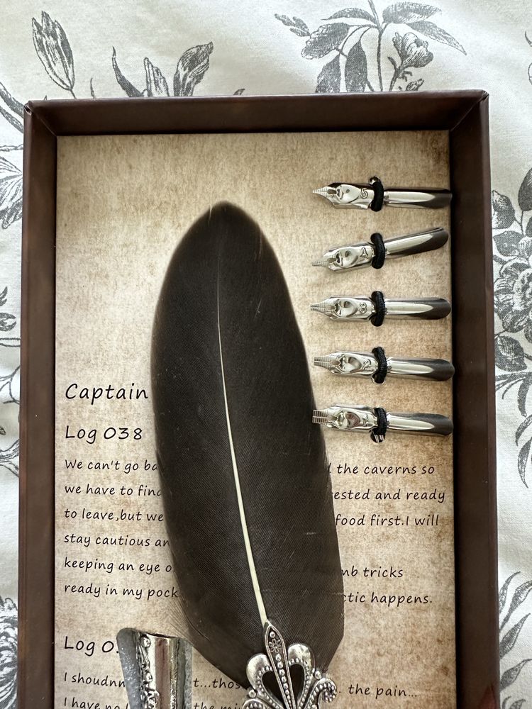 Feather Pen Set Novo