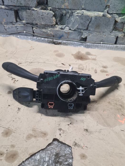 Переключатель поворотів шлейф руля Citroen xsara picasso Peugeot 307